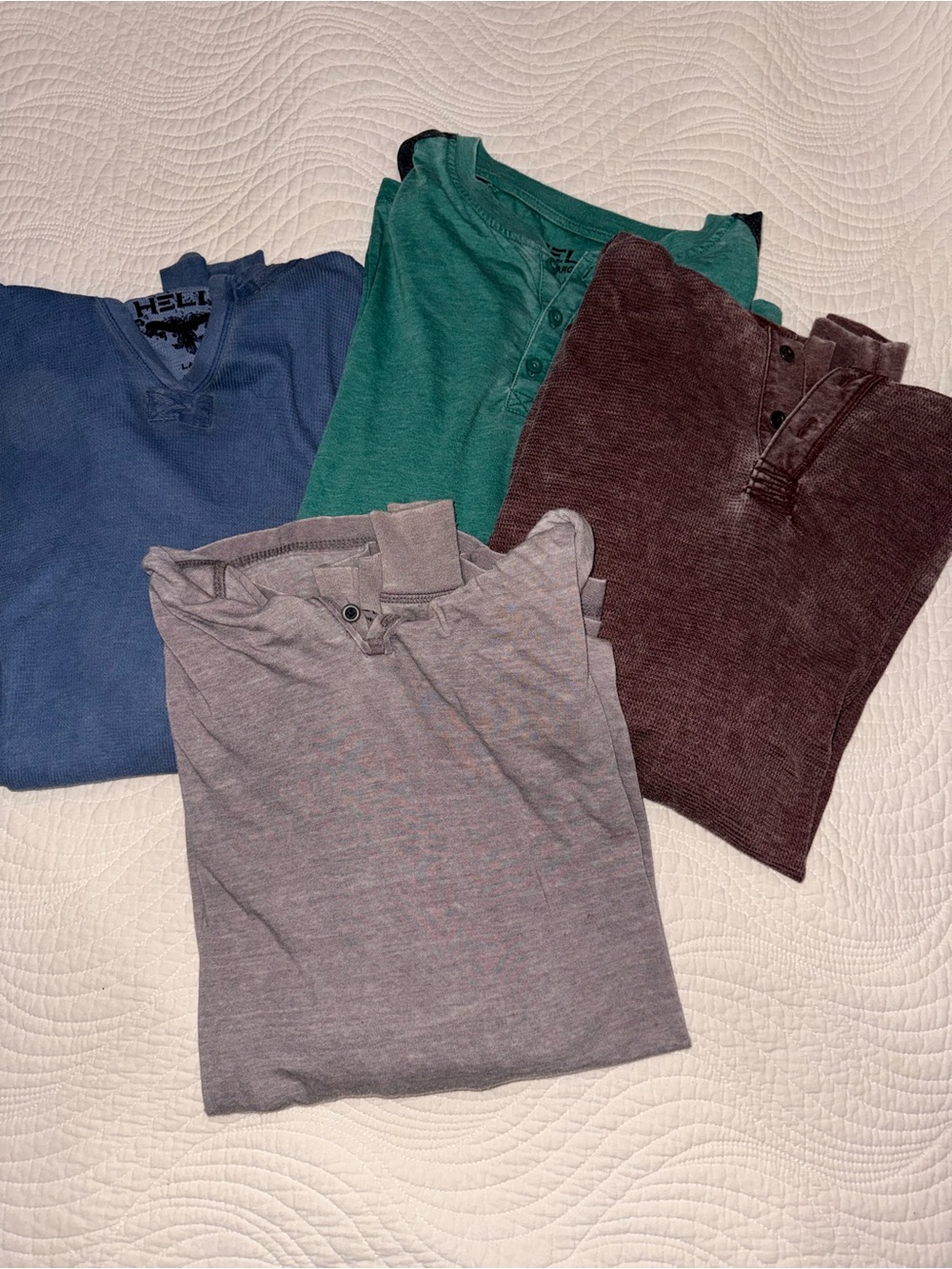 Bundle Men’s Henley Long-Sleeve Shirt/Pullover Size L